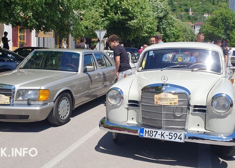 Oldtimeri iz Širokog Brijega krenuli krug kroz ŽZH