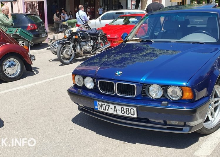 Oldtimeri iz Širokog Brijega krenuli krug kroz ŽZH