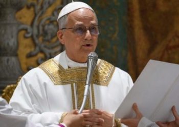 Na svojoj prvoj misi papa Lav XIV poslao snažne poruke o vjeri i zajedništvu