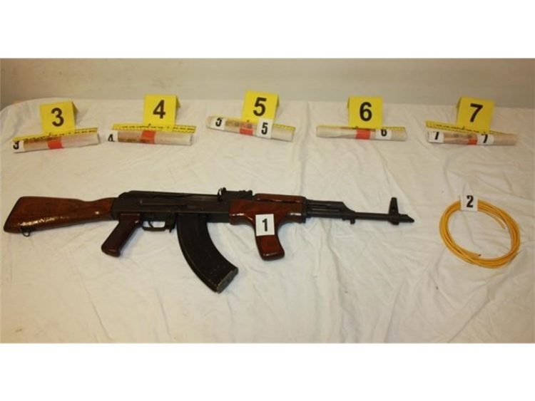 Klek: Uhvaćen državljanin BiH s automatskom puškom i eksplozivom