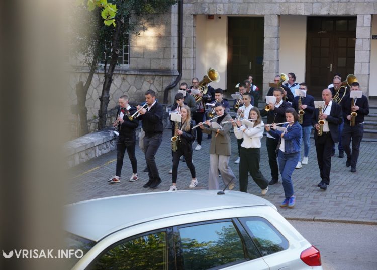 (VIDEO) Limena glazba jutros probudila Širokobriježane