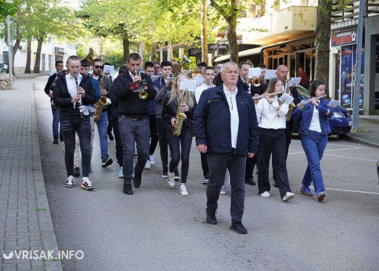 (VIDEO) Limena glazba jutros probudila Širokobriježane