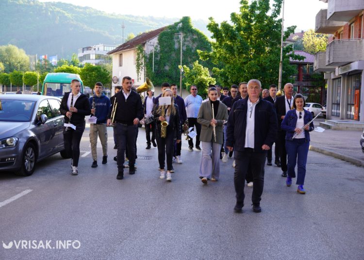 (VIDEO) Limena glazba jutros probudila Širokobriježane
