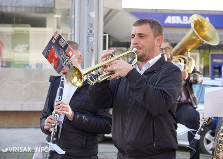 (VIDEO) Limena glazba jutros probudila Širokobriježane