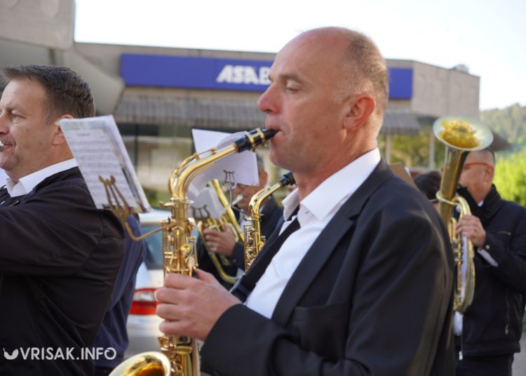 (VIDEO) Limena glazba jutros probudila Širokobriježane