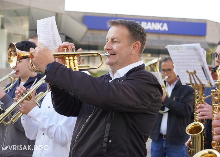 (VIDEO) Limena glazba jutros probudila Širokobriježane