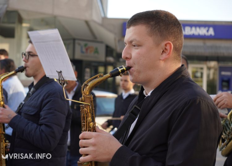 (VIDEO) Limena glazba jutros probudila Širokobriježane