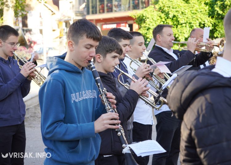 (VIDEO) Limena glazba jutros probudila Širokobriježane