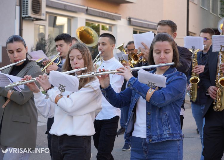 (VIDEO) Limena glazba jutros probudila Širokobriježane