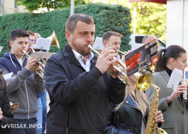 (VIDEO) Limena glazba jutros probudila Širokobriježane