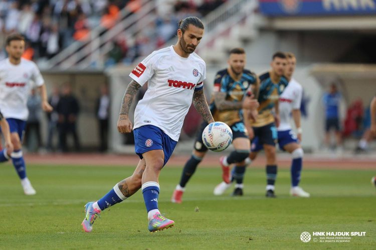 Hajduk pobijedio Rijeku, odluka o prvaku u zadnjem kolu