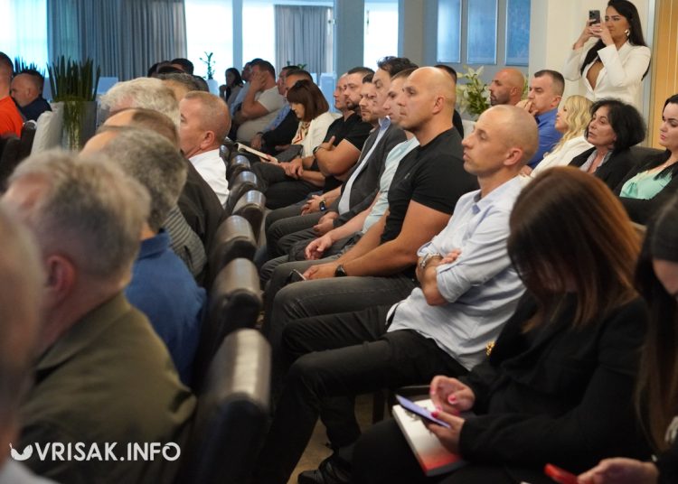 U Širokom Brijegu predstavljena knjiga Marka Banožića