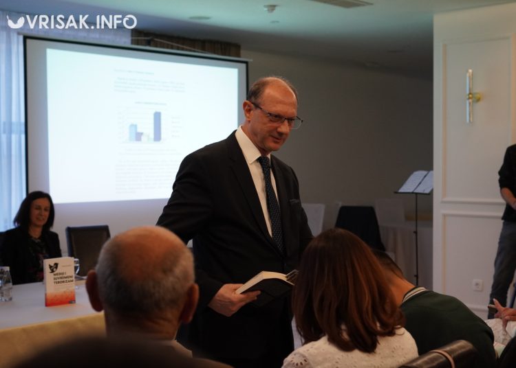 U Širokom Brijegu predstavljena knjiga Marka Banožića