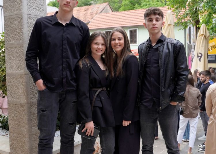 Maturalna večer Srednje strukovne škole Široki Brijeg