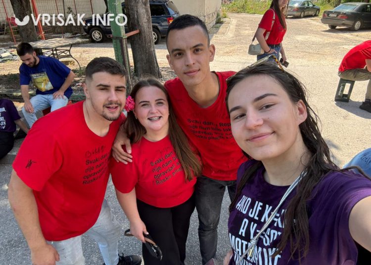 Ljubuški maturanti proslavili kraj srednjoškolskog obrazovanja uz pjesmu i ples