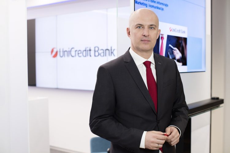 Menadžer s diplomom iz Mostara ima plaću veću od 100.000 eura