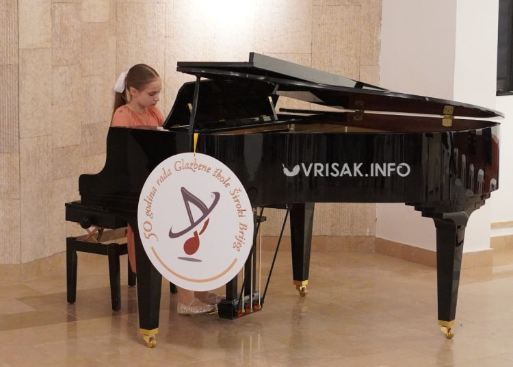 Veličanstveni koncert Glazbene škole Široki Brijeg