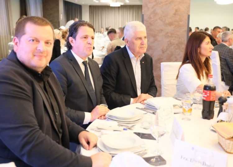 Foto: Radio Ljubuški / Noć Izviđača u Ljubuškom.