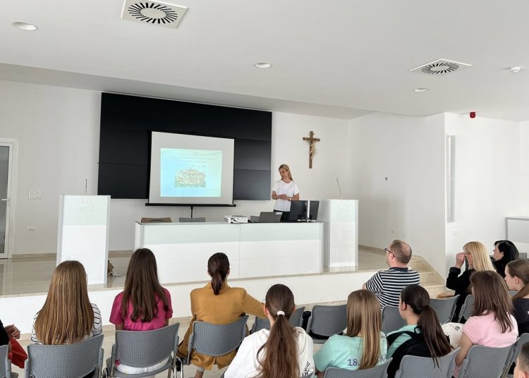 Foto: Franjevački samostan i župa Široki Brijeg