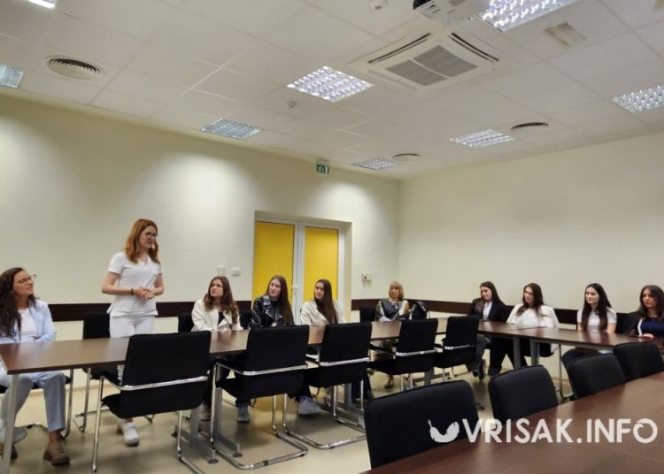 Učenice iz Širokog Brijega upoznale svijet laboratorijske dijagnostike