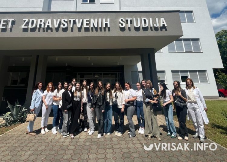 Učenice iz Širokog Brijega upoznale svijet laboratorijske dijagnostike