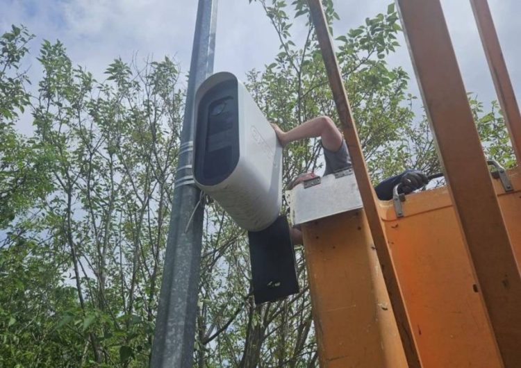 Postavljena nova kamera za nadzor brzine u Vinjanima Donjim