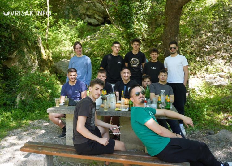 Širokobriježani proslavili Praznik rada uz druženje i roštilj