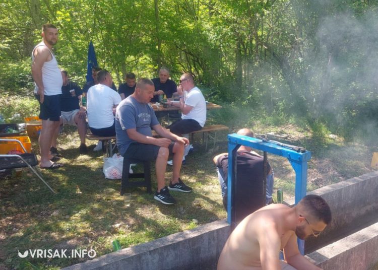 Širokobriježani proslavili Praznik rada uz druženje i roštilj