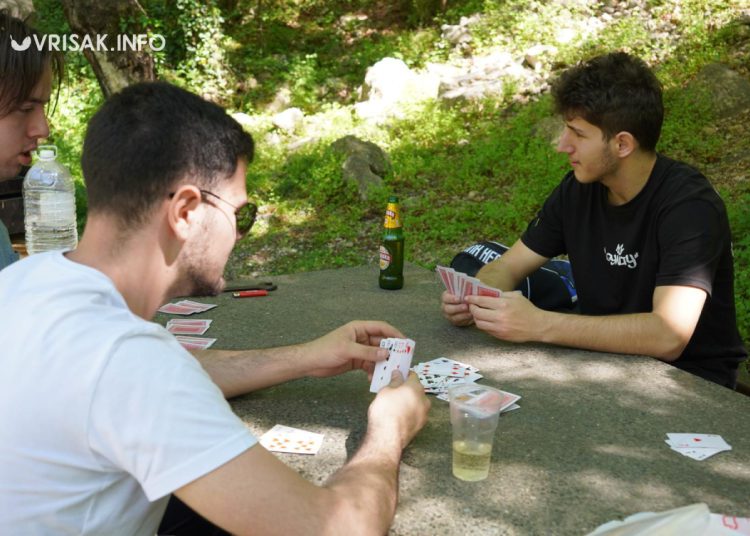 Širokobriježani proslavili Praznik rada uz druženje i roštilj