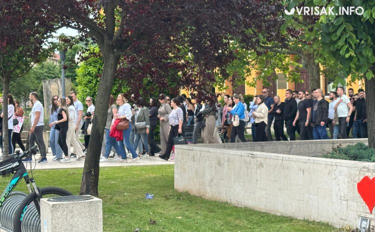 Održan prosvjed zdravstvenih radnika u Mostaru: “Tražimo samo jednaka prava – ništa više od toga”