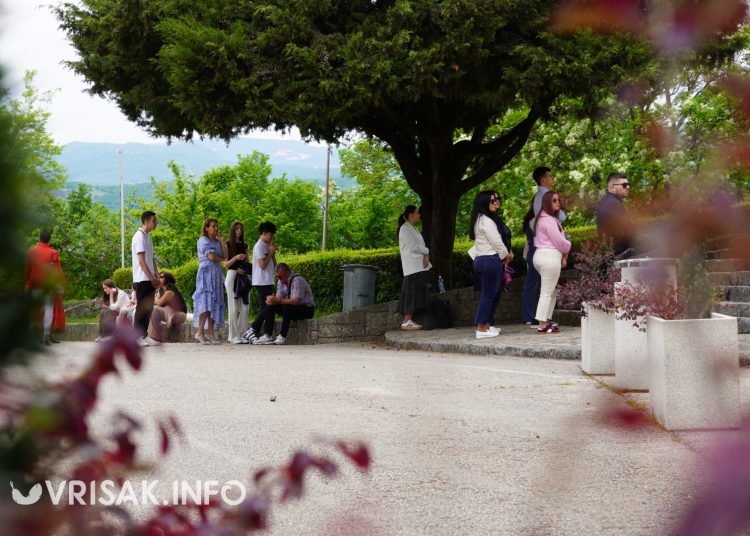 Široki Brijeg: 193 mladih primilo sakramenat Svete potvrde