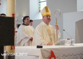 Široki Brijeg: 193 mladih primilo sakramenat Svete potvrde