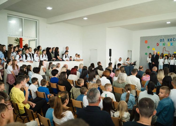 Široki Brijeg-Osnovna škola Kočerin proslavila Dan škole2