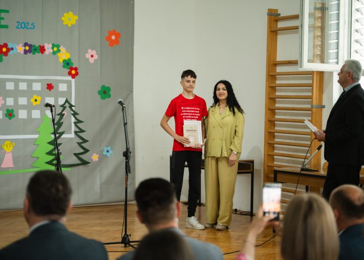 Široki Brijeg-Osnovna škola Kočerin proslavila Dan škole2