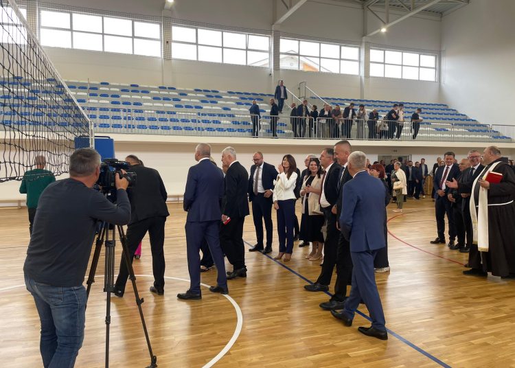 Čitluk: Svečano otvorena nova sportska dvorana Srednje škole dr. fra Slavka Barbarića