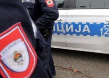 Užas u BiH: Kćerka pregazila majku vozeći u rikverc