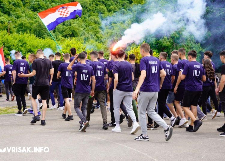 Širokobriješki maturanti proslavili završetak školovanja