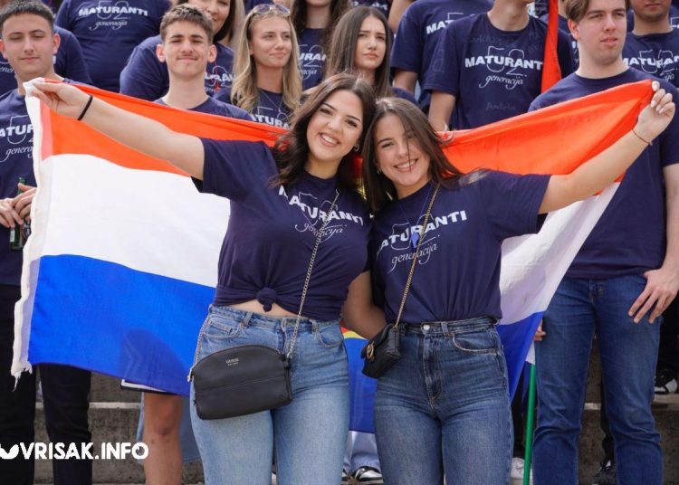 Širokobriješki maturanti proslavili završetak školovanja