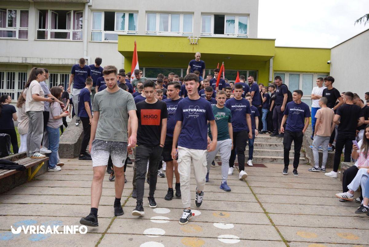Širokobriješki maturanti proslavili završetak školovanja