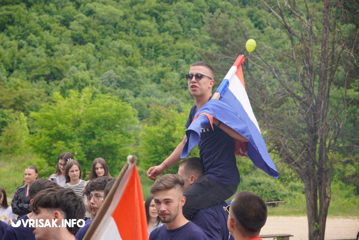 Širokobriješki maturanti proslavili završetak školovanja