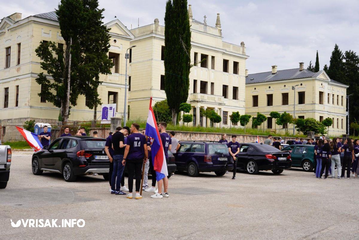 Širokobriješki maturanti proslavili završetak školovanja