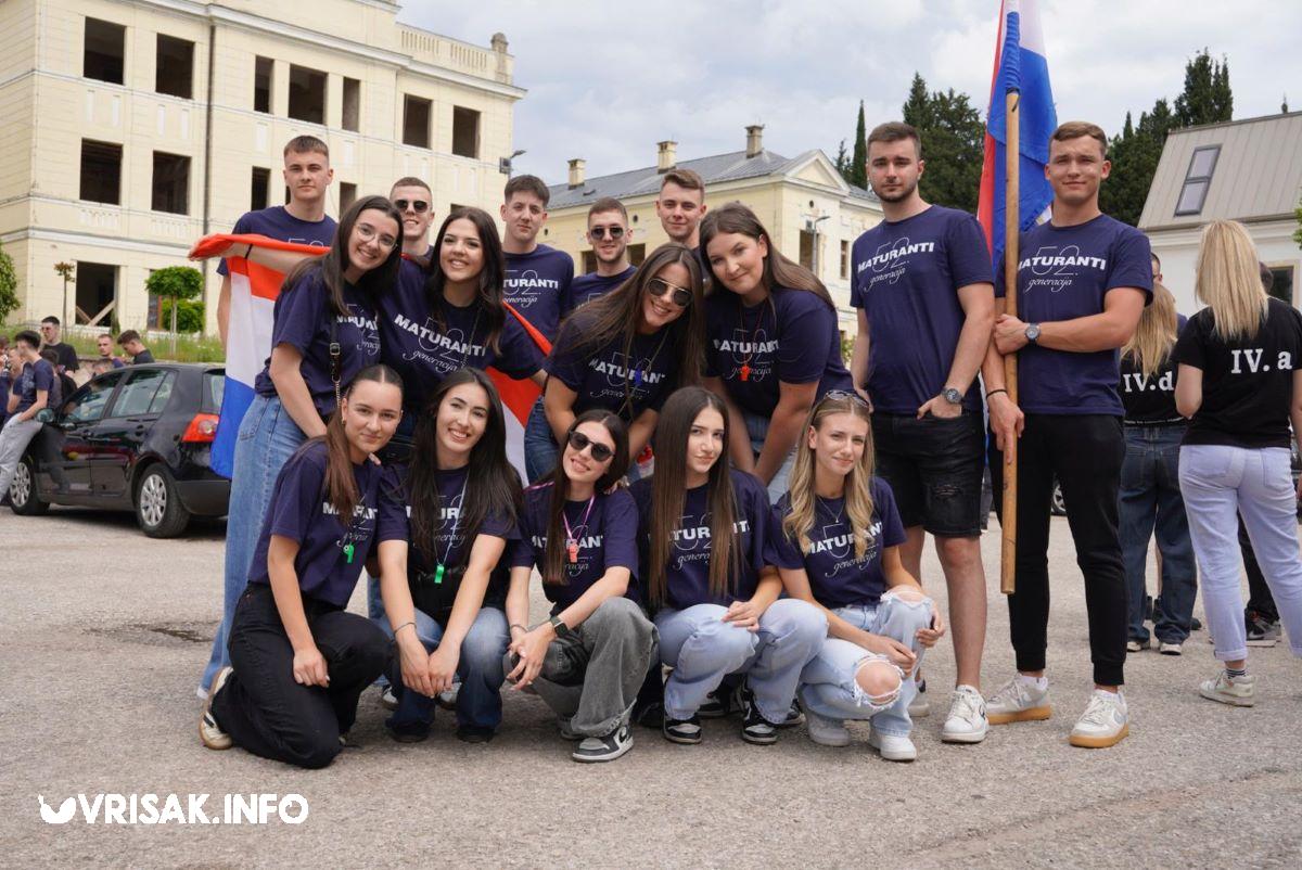 Širokobriješki maturanti proslavili završetak školovanja