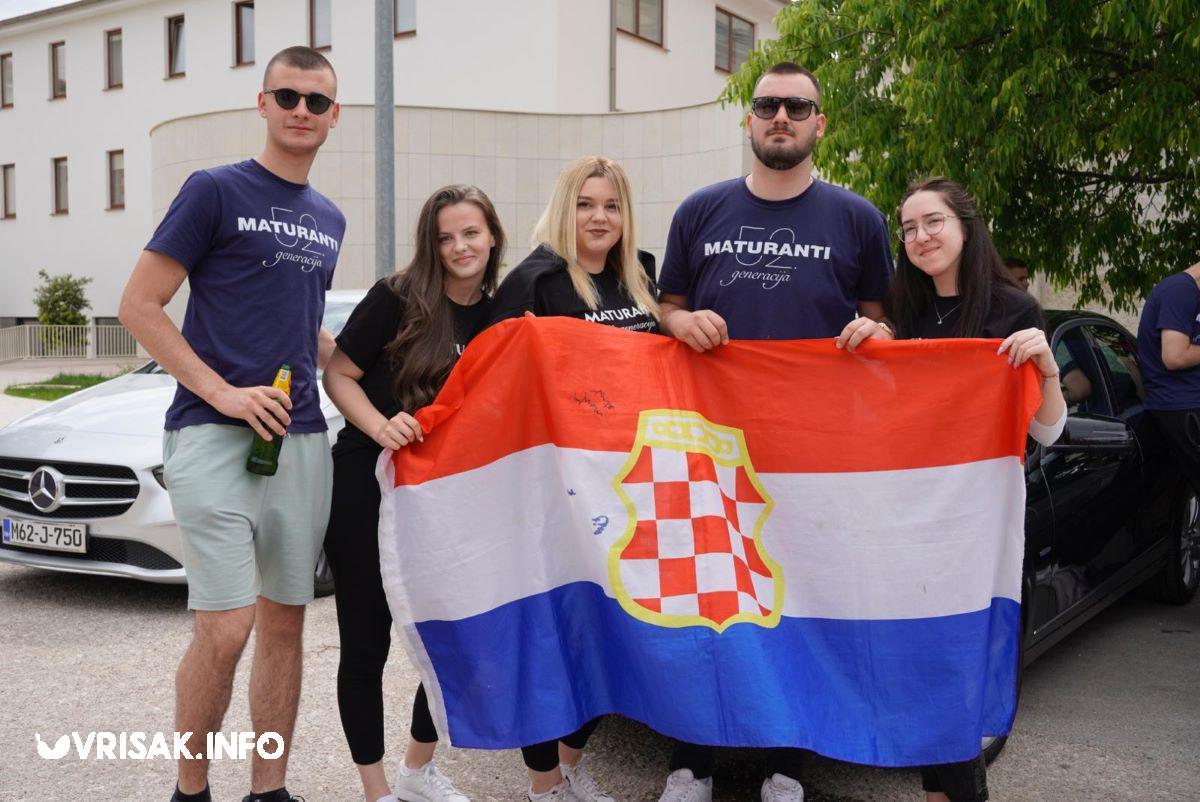 Širokobriješki maturanti proslavili završetak školovanja