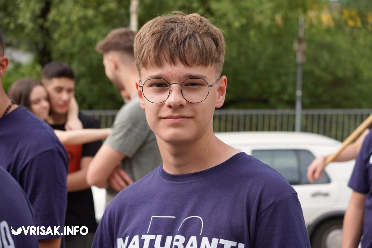 Široki Brijeg: Maturanti prošetali ulicama grada