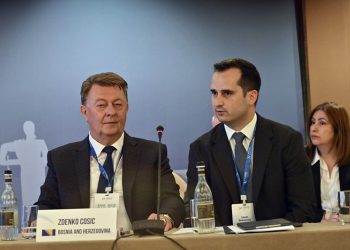 Zdenko Ćosić na međunarodnom forumu parlamentaraca u Armeniji