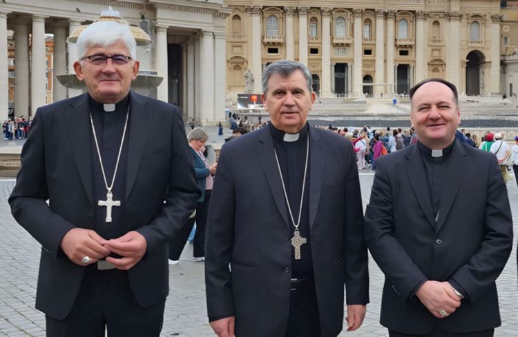 Biskupi BiH objavili “etički kodeks” o korištenju medija i društvenih mreža