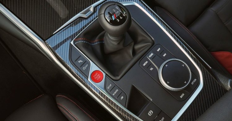 Drastično je manje automobila s ručnim mjenjačem, evo do kad bi mogli nestati