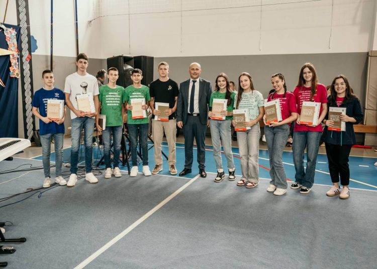 Široki Brijeg: Proslavljen Dan Druge osnovne škole