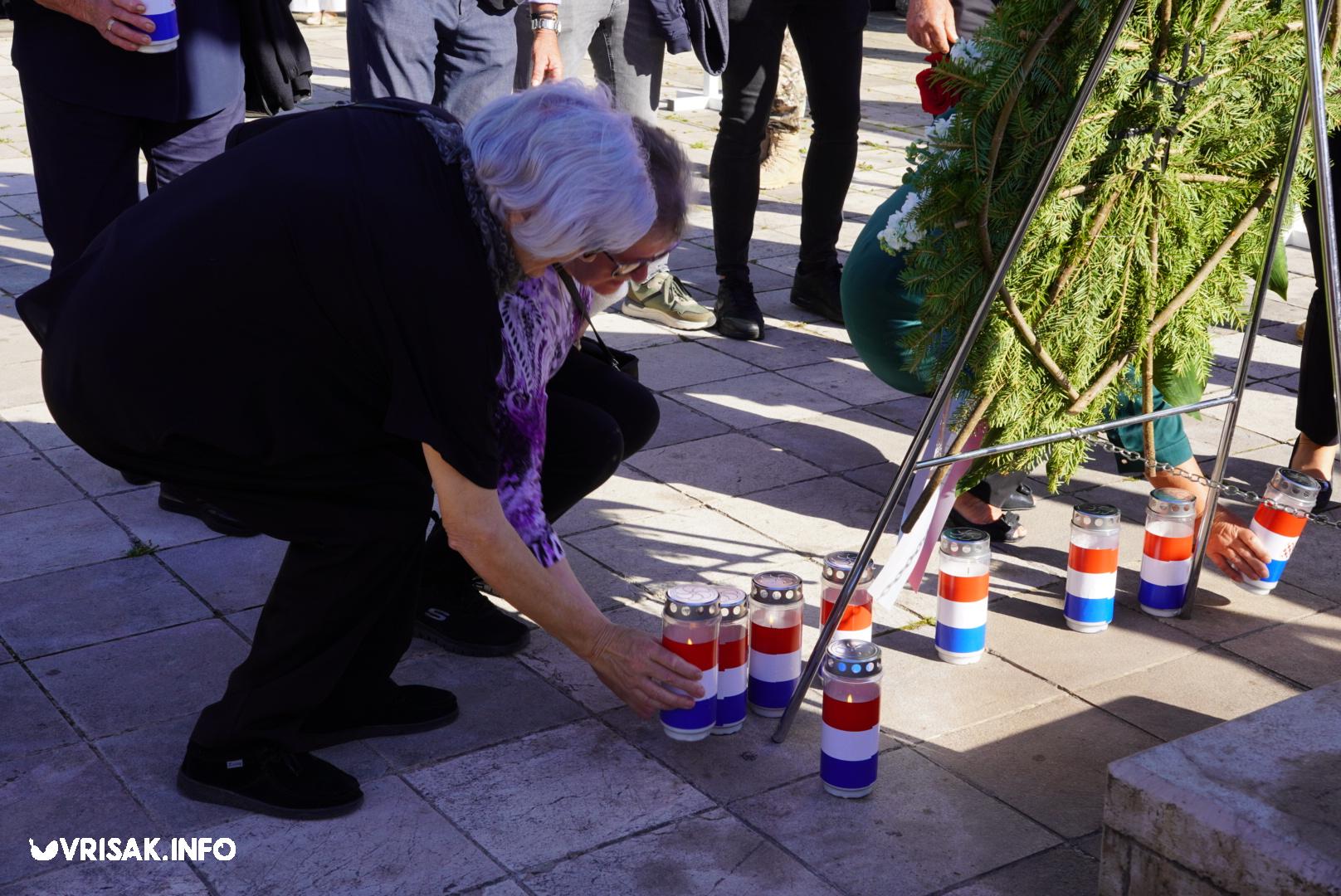 Široki Brijeg: Mimohodom i svečanošću u središtu grada obilježen Dan branitelja