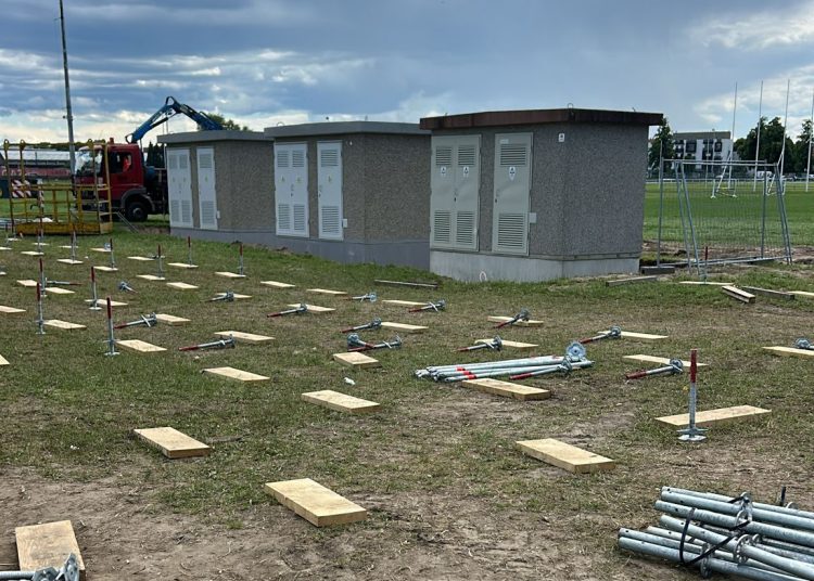 Pogledajte kako napreduju radovi na Hipodromu, pozornica poprima oblik